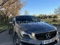 Usado Mercedes CLA220 AMG line 170 CV (125 kW) 2015 Gris / plata Berlina