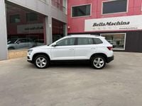 Usado Skoda Karoq Ambition 150 CV (110 kW) 2022 Blanco SUV