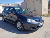 Usado VW Golf V 102 CV (75 kW) 2007 Gris azulado Berlina
