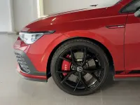 Usado VW Golf VIII GTI 300 CV (220 kW) 2024 Burdeos Utilitario
