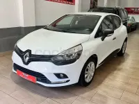 Usado Renault Clio IV Business 75 CV (55 kW) 2019 Blanco Berlina