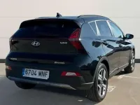 Usado Hyundai Bayon 101 CV (74 kW) 2024 Negro SUV