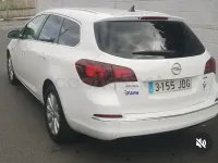 Usado Opel Astra Excellence 136 CV (100 kW) 2015 Blanco Familiar