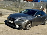 Usado Lexus IS300h Executive Line 223 CV (164 kW) 2016 Gris / plata Berlina