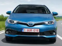 Usado Toyota Auris Active 116 CV (85 kW) 2015 Azul Utilitario
