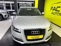 Usado Audi A3 Sportback Attraction 105 CV (77 kW) 2012 Gris / plata Utilitario
