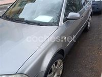 Usado VW Passat Trendline 130 CV (95 kW) 2002 Gris / plata Berlina