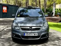Usado Opel Zafira Cosmo 120 CV (88 kW) 2009 Gris / plata Monovolumen