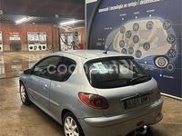 Usado Peugeot 206 90 CV (66 kW) 2005 Azul Berlina