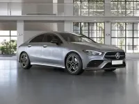 Usado Mercedes CLA200 AMG line 163 CV (119 kW) 2022 Mountaingrau magno Berlina