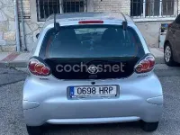 Usado Toyota Aygo City 68 CV (50 kW) 2013 Gris / plata Utilitario
