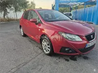 Usado Seat Ibiza Reference 90 CV (66 kW) 2011 Granate Berlina