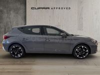 Usado Cupra Leon 150 CV (110 kW) 2024 Gris / plata Berlina