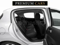 Usado Peugeot 308 Access 112 CV (82 kW) 2011 Gris / plata Berlina