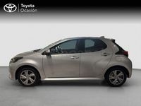 Usado Toyota Yaris Hybrid Active 116 CV (85 kW) 2025 Gris / plata Berlina