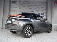 Usado Toyota C-HR Advance 140 CV (102 kW) 2025 Gris / plata SUV