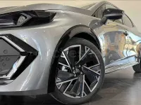Usado Renault Clio V Esprit Alpine 160 CV (117 kW) 2025 Gris / plata Berlina