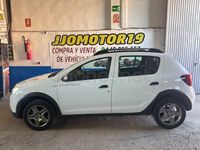Usado Dacia Sandero Comfort 90 CV (66 kW) 2018 Blanco Berlina