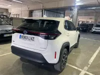 Usado Toyota Yaris Active 115 CV (84 kW) 2022 Blanco Utilitario