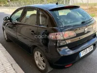 Begagnad Seat Ibiza Sport 75 HK (55 kW) 2006 Svart Halvkombi