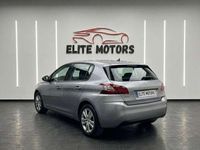 Usado Peugeot 308 Active 125 CV (91 kW) 2014 Gris Utilitario