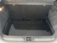 Usado Renault Captur Techno 90 CV (66 kW) 2024 Gris / plata SUV
