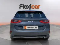 Usado Kia Ceed 136 CV (100 kW) 2023 Gris Utilitario