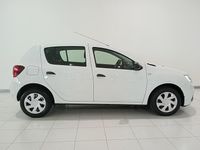 Usado Dacia Sandero Ambiance 75 CV (55 kW) 2018 Blanco Berlina