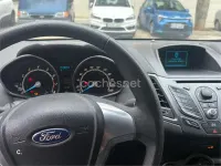 Usado Ford Fiesta Trend 82 CV (60 kW) 2013 Negro Berlina