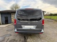 Usado Mercedes V220 Avantgarde 163 CV (119 kW) 2016 Gris / plata Monovolumen