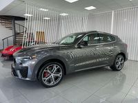 Usado Maserati Levante 350 CV (257 kW) 2021 Gris / plata SUV