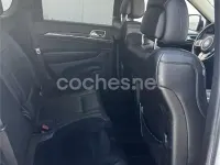 Usado Jeep Cherokee Overland 241 CV (177 kW) 2013 Blanco SUV