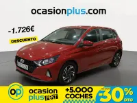 Usado Hyundai i20 100 CV (73 kW) 2022 Rojo Utilitario