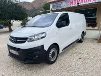 Usado Opel Vivaro S 102 CV (75 kW) 2022 Blanco Monovolumen