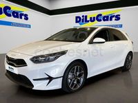 Begagnad Kia Ceed 120 HK (88 kW) 2022 Vit Halvkombi