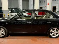 Usado Hyundai Sonata Style 140 CV (102 kW) 2008 Negro Berlina