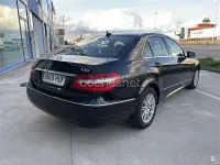 Käytetty Mercedes E200 Avantgarde 184 HP (135 kW) 2011 Musta Sedan