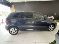 Usado Mercedes B180 109 CV (80 kW) 2007 Azul Monovolumen
