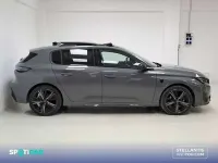 Usado Peugeot 308 GT 136 CV (100 kW) 2024 Gris Utilitario