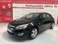 Usado Opel Astra Selective 140 CV (102 kW) 2012 Negro Berlina