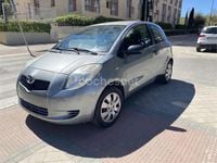 Usado Toyota Yaris 101 CV (74 kW) 2008 Gris / plata Utilitario