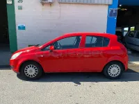 Usado Opel Corsa Cosmo 85 CV (62 kW) 2010 Rojo Utilitario