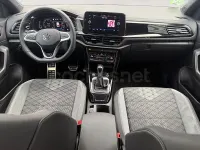 Usado VW T-Roc R-line 150 CV (110 kW) 2025 Negro SUV