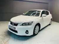 Usado Lexus CT200h 136 CV (100 kW) 2011 Blanco Berlina