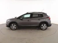 Usado Peugeot 2008 Allure 110 CV (80 kW) 2018 Gris SUV