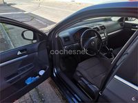 Usado VW Jetta Trendline 105 CV (77 kW) 2007 Azul Berlina