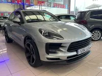 Käytetty Porsche Macan 245 HP (180 kW) 2021 Harmaa Katumaasturi