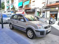 Usado Ford Fusion Trend 80 CV (58 kW) 2006 Azul Utilitario