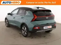 Usado Hyundai Bayon Style 120 CV (88 kW) 2023 Verde SUV
