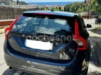 Usado Volvo V60 Momentum 181 CV (133 kW) 2015 Negro Familiar